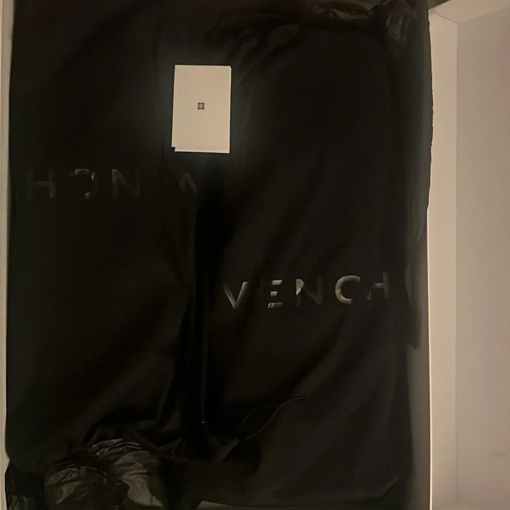 Brand New Givenchy Shark Lock alpaca knee-high boots size 40. - Picture 10 of 11